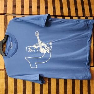 EUC!! True religion tshirt